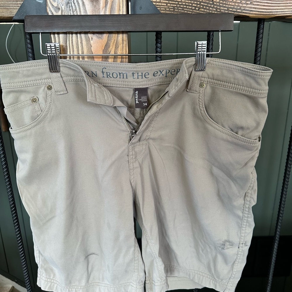 Prana Men's Tan Flat Front Shorts